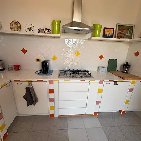 Casa La Contrada شقة